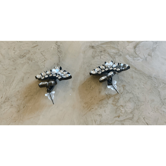 Crystal Fan Stud Earrings - Picture 6 of 8